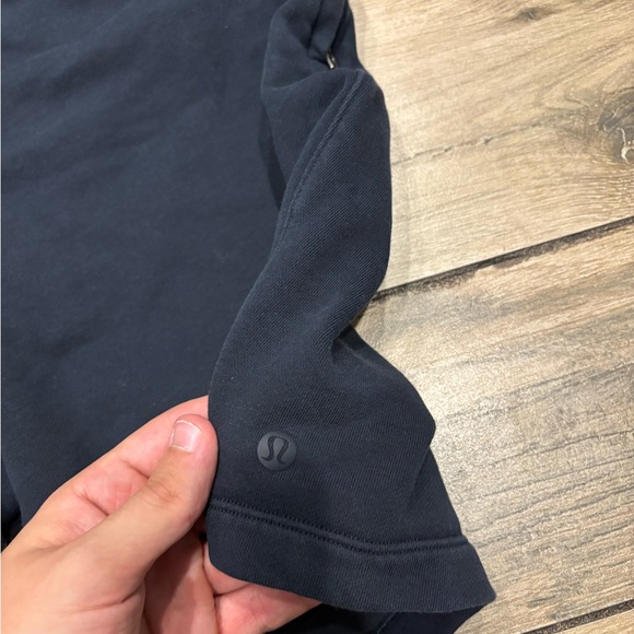 Lululemon Men’s Sweatshorts Size M 8 inch inseam - Picture 7 of 7